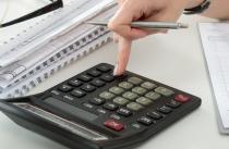 Минтруд: как рассчитать среднее число рабочих дней для выходного пособия при ликвидации, сокращении